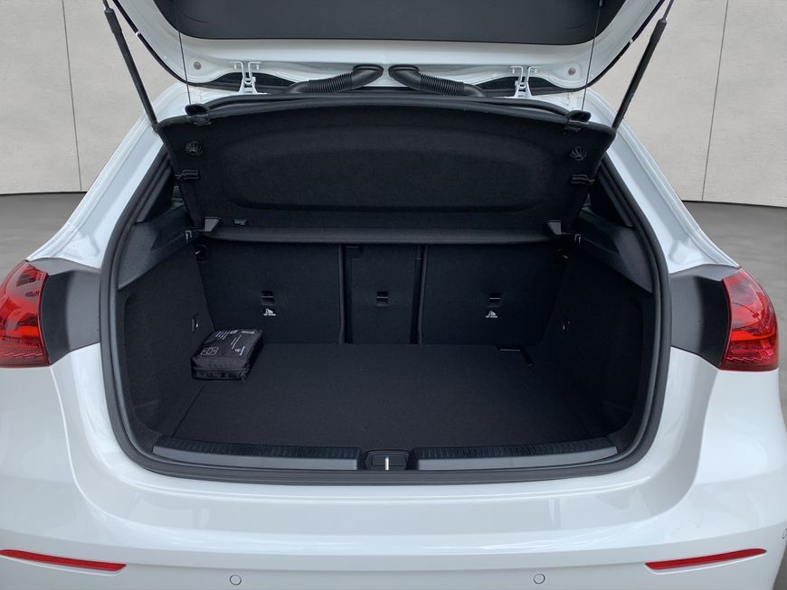 Mercedes-Benz A 200 2025