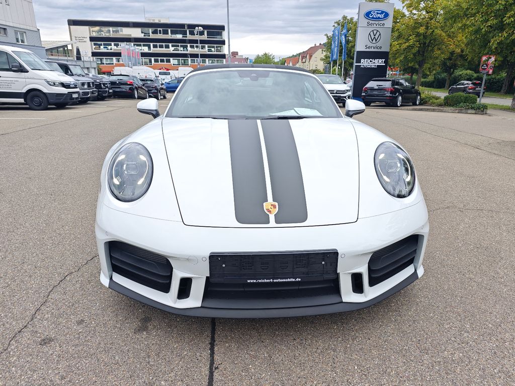 Porsche 992 2024