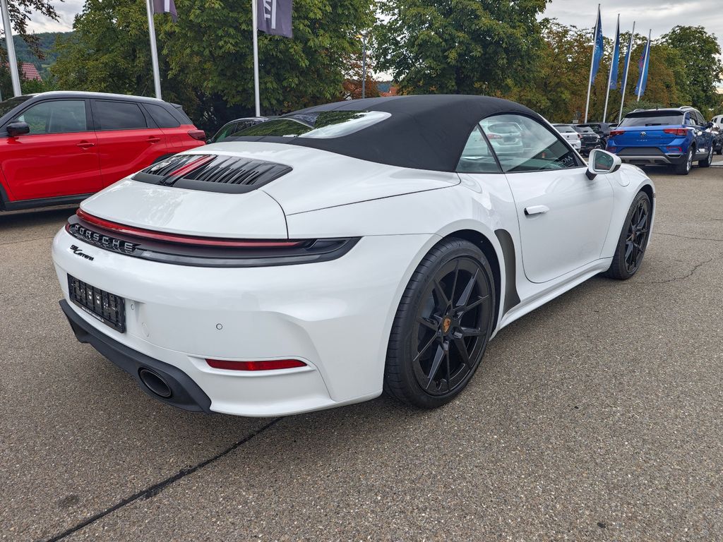 Porsche 992 2024