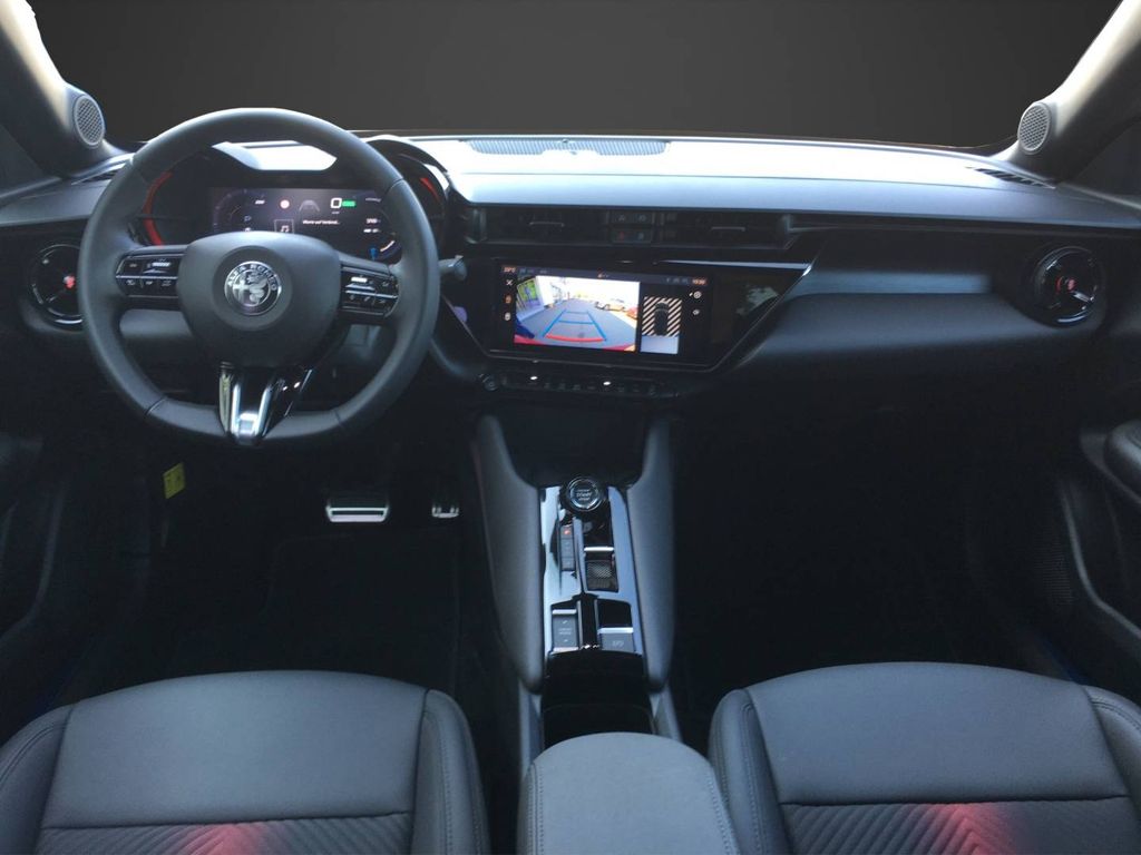 Alfa Romeo Junior 2024