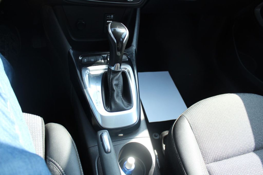 Opel Crossland (X) 2022