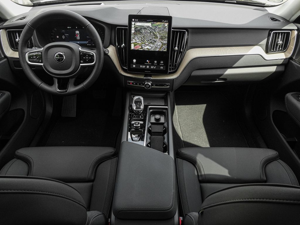 Volvo XC60 2025