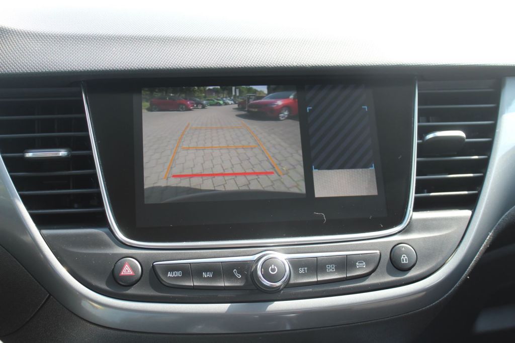 Opel Crossland (X) 2022