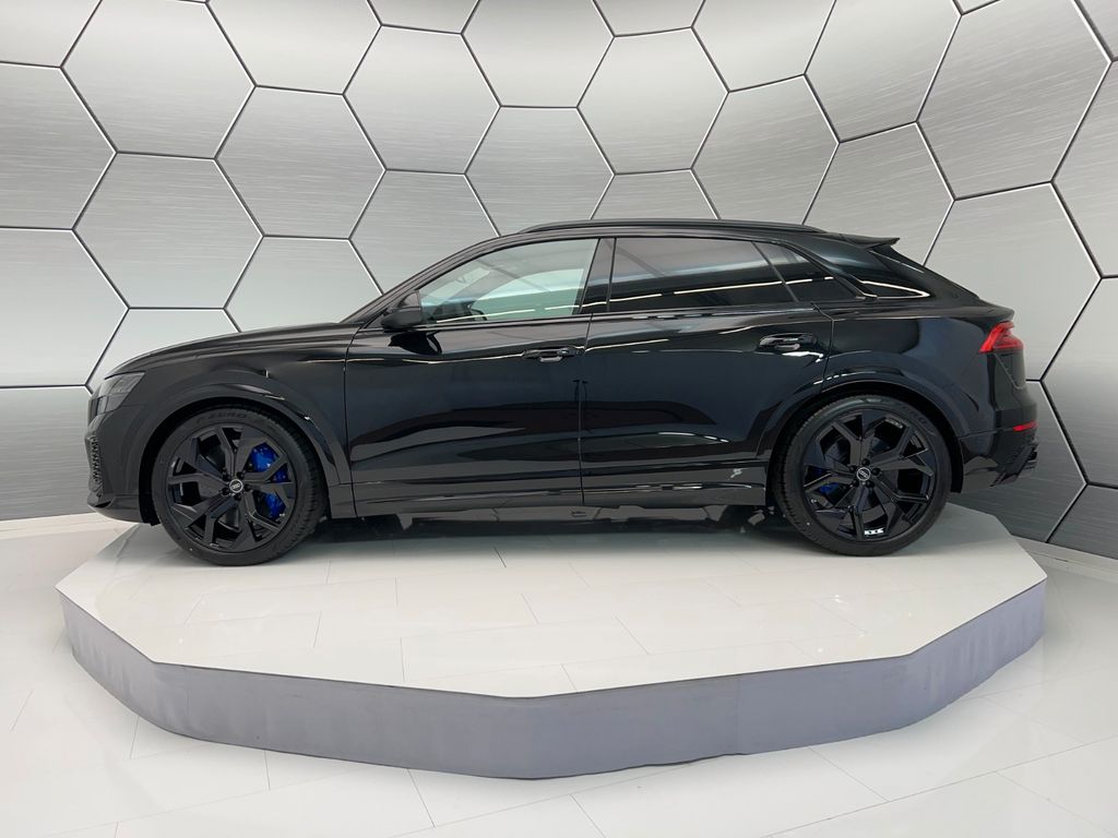 Audi RSQ8 2024