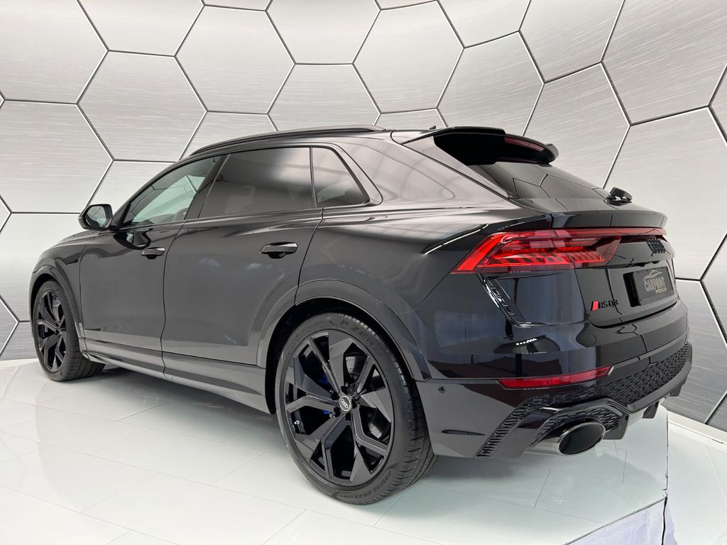 Audi RSQ8 2024