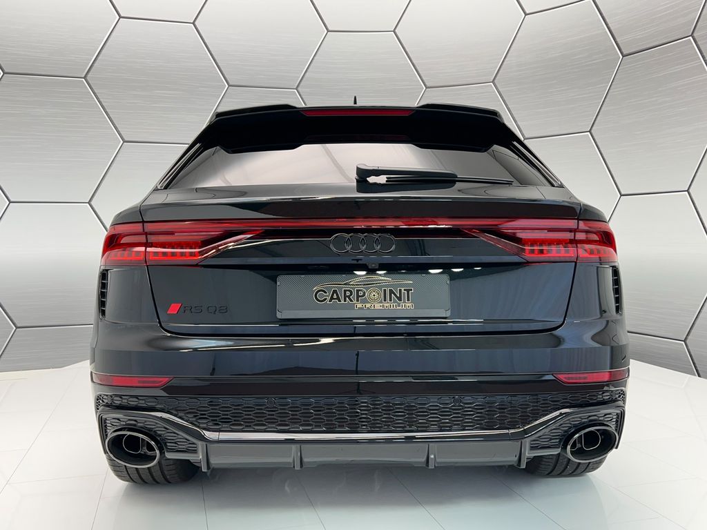 Audi RSQ8 2024