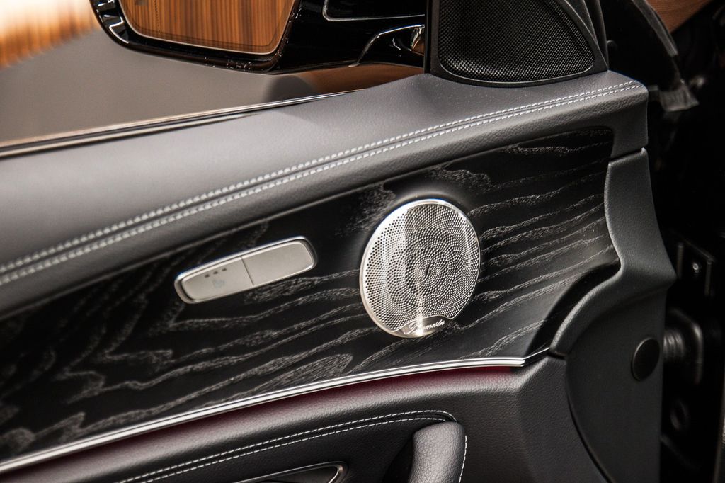 Mercedes-Benz E 300 2022