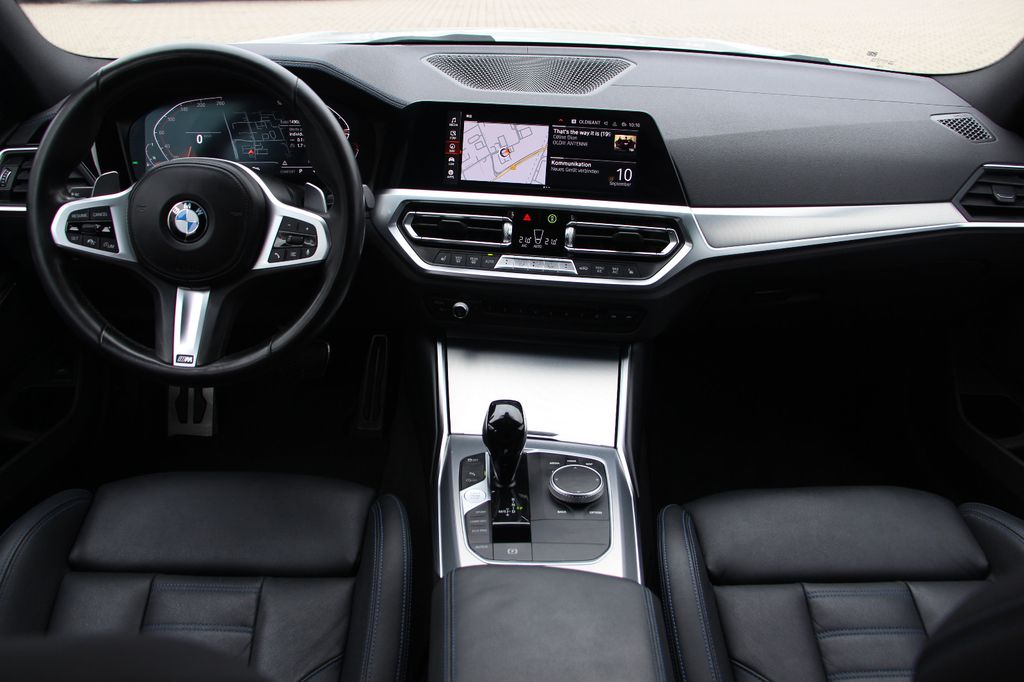 BMW 318 2022