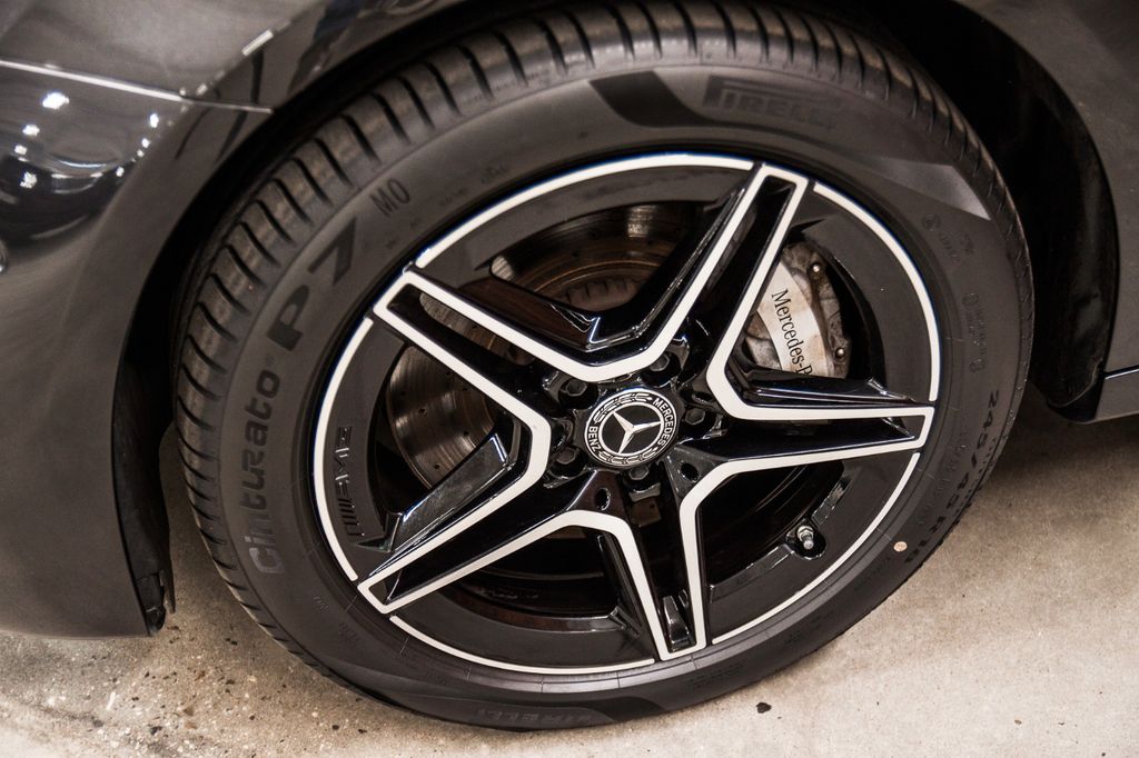 Mercedes-Benz E 300 2022