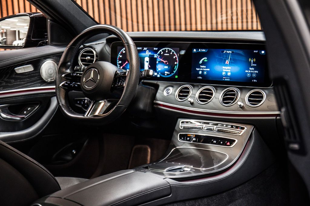 Mercedes-Benz E 300 2022