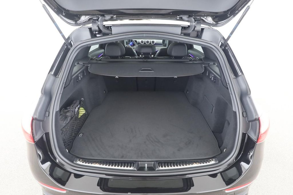 Mercedes-Benz C 220 2025