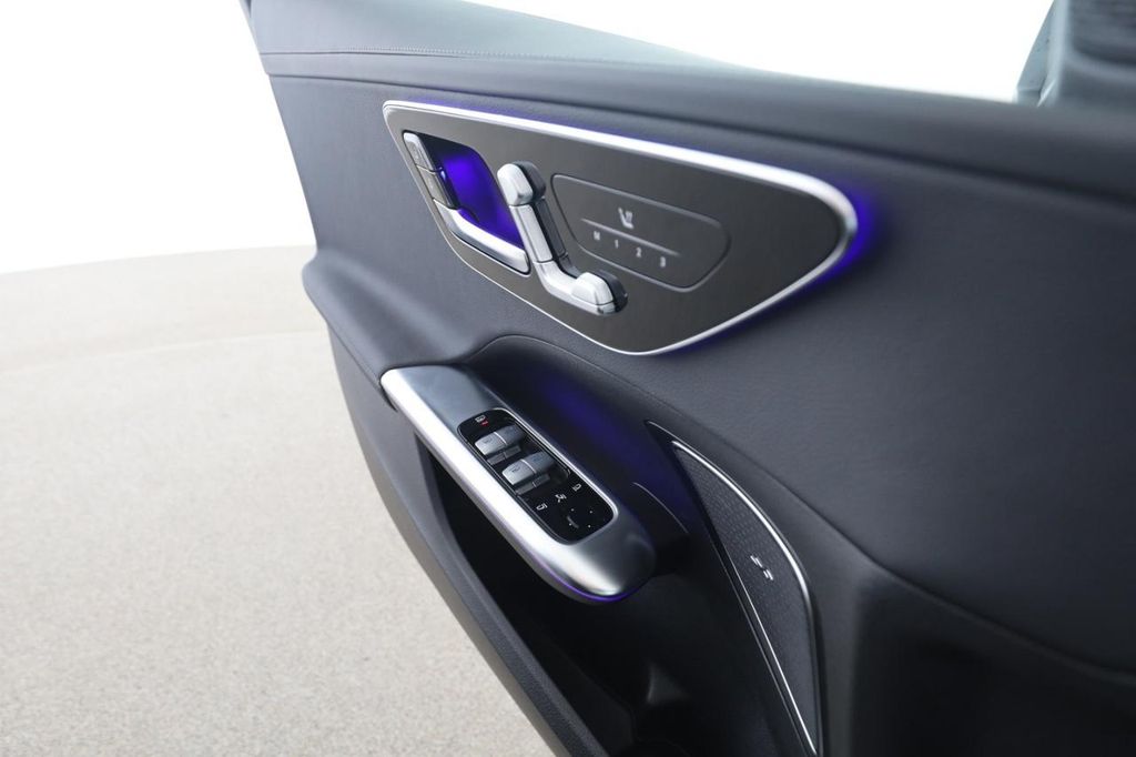 Mercedes-Benz C 220 2025
