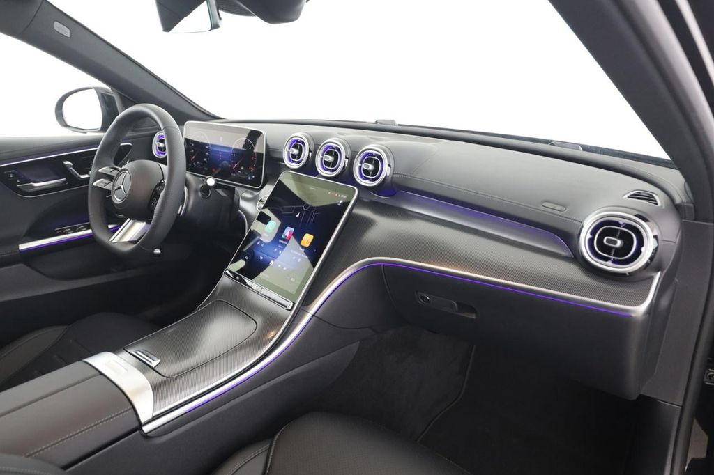 Mercedes-Benz C 220 2025