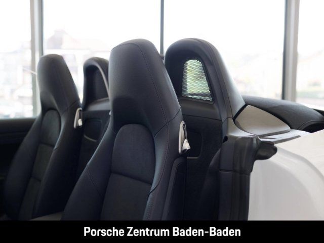 Porsche Boxster 2024