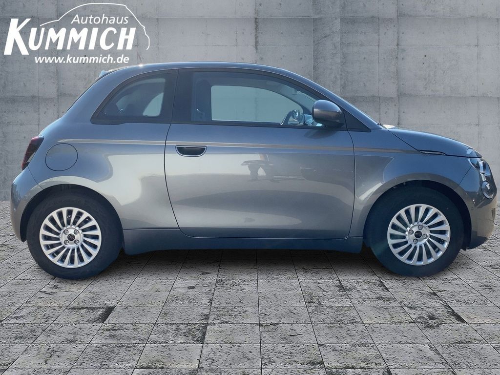 Fiat 500e 2023