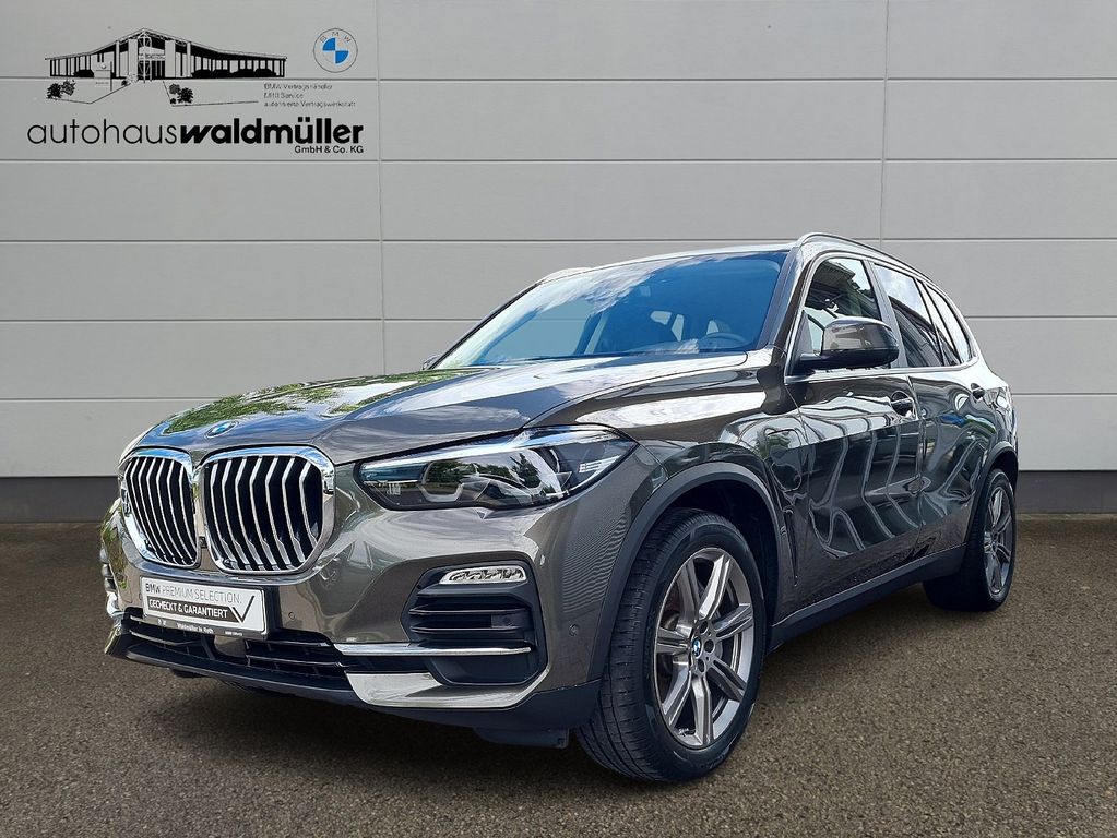 BMW X5 2021