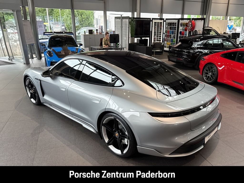 Porsche Taycan 2023