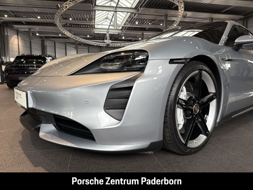 Porsche Taycan 2023