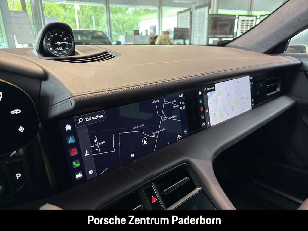 Porsche Taycan 2023