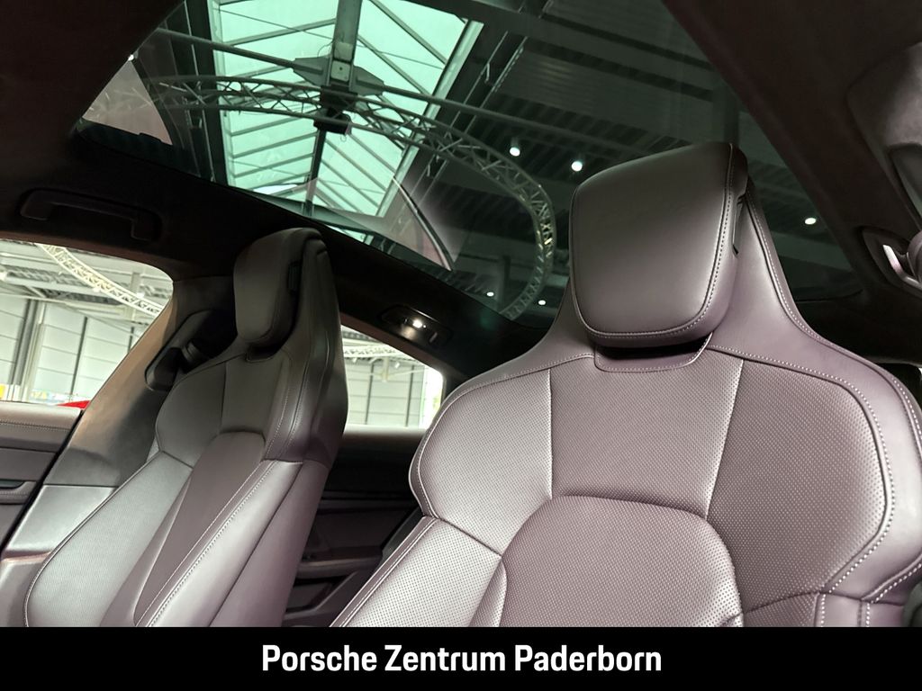Porsche Taycan 2023