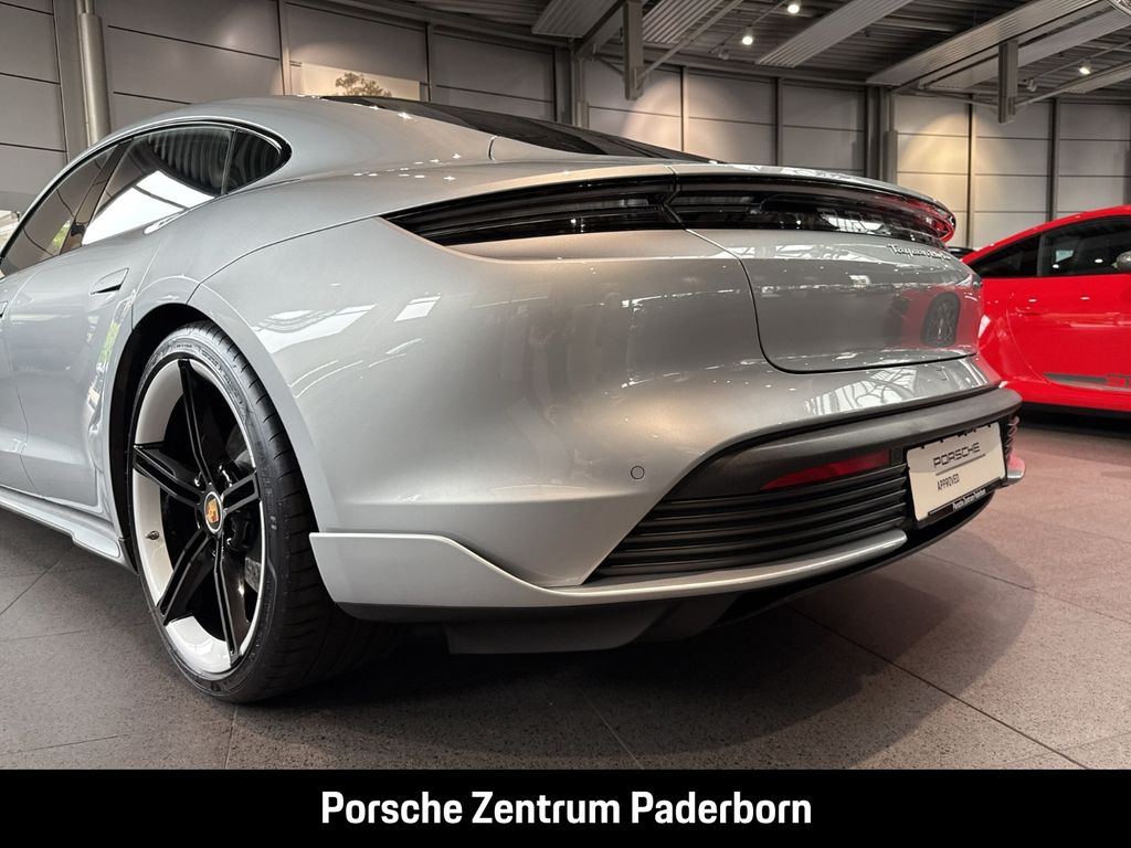 Porsche Taycan 2023
