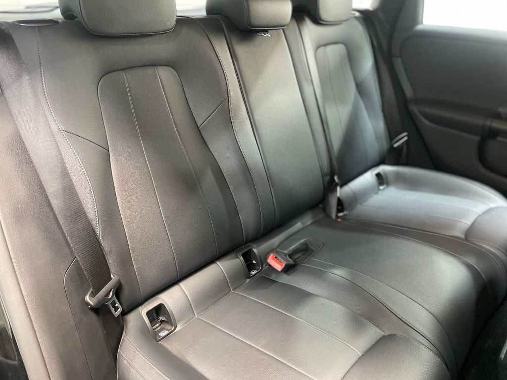 Mercedes-Benz B 180 2022