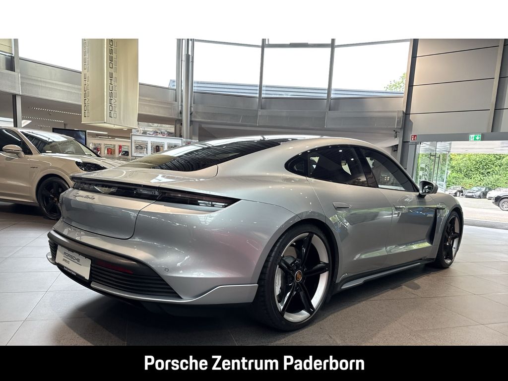 Porsche Taycan 2023