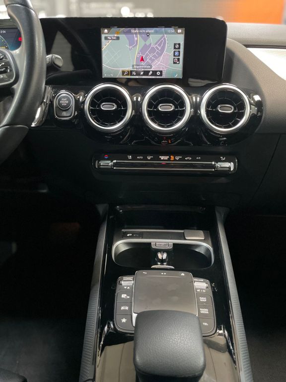 Mercedes-Benz B 180 2022