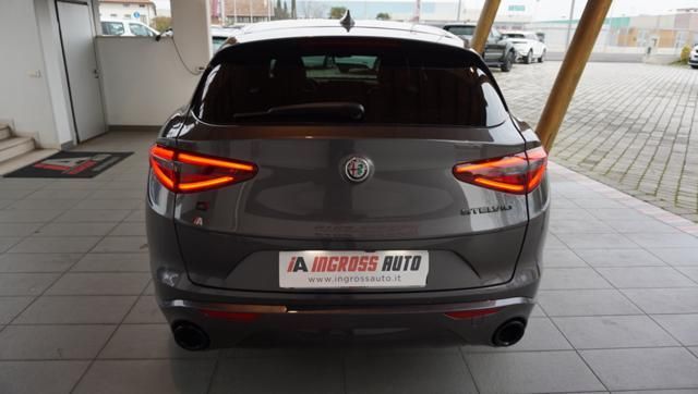 Alfa Romeo Stelvio 2021