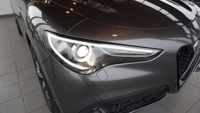 Alfa Romeo Stelvio 2021