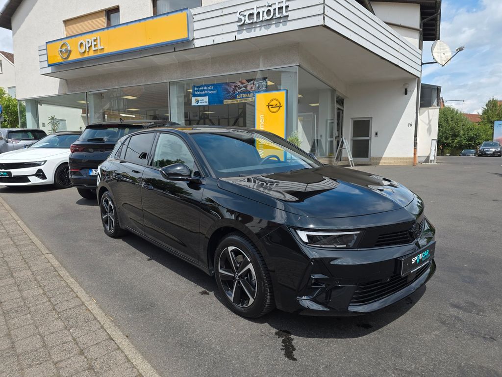 Opel Astra 2024
