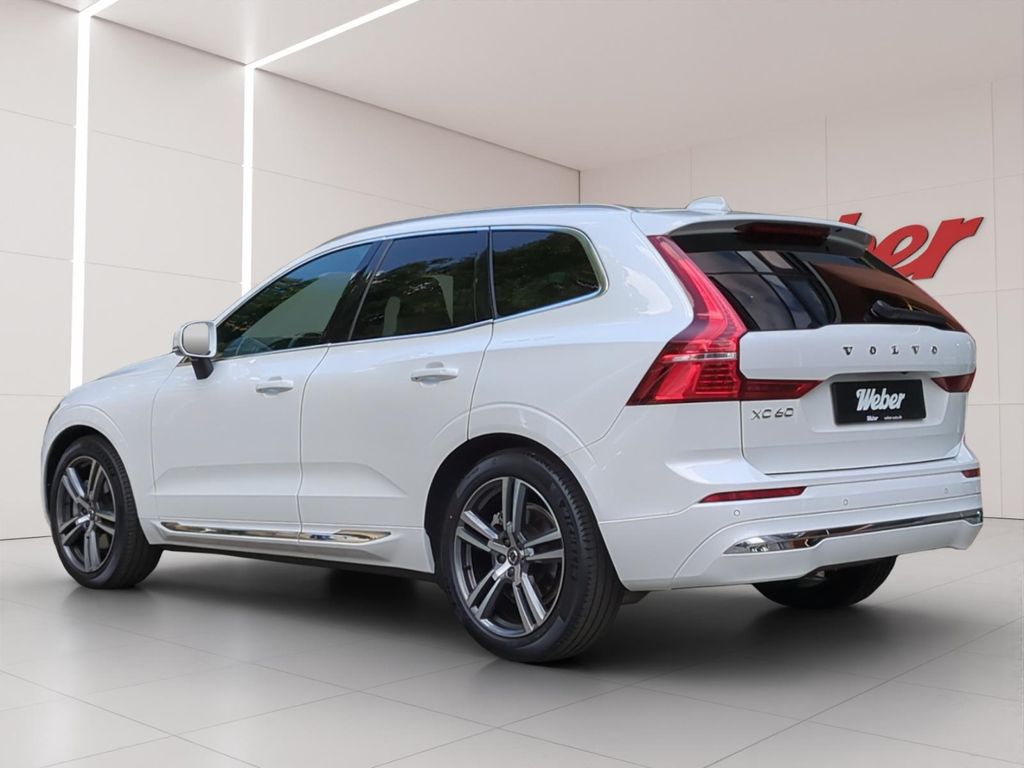 Volvo XC60 2022