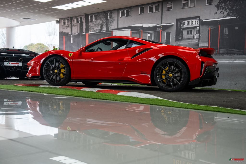 Ferrari 488 Pista 2019