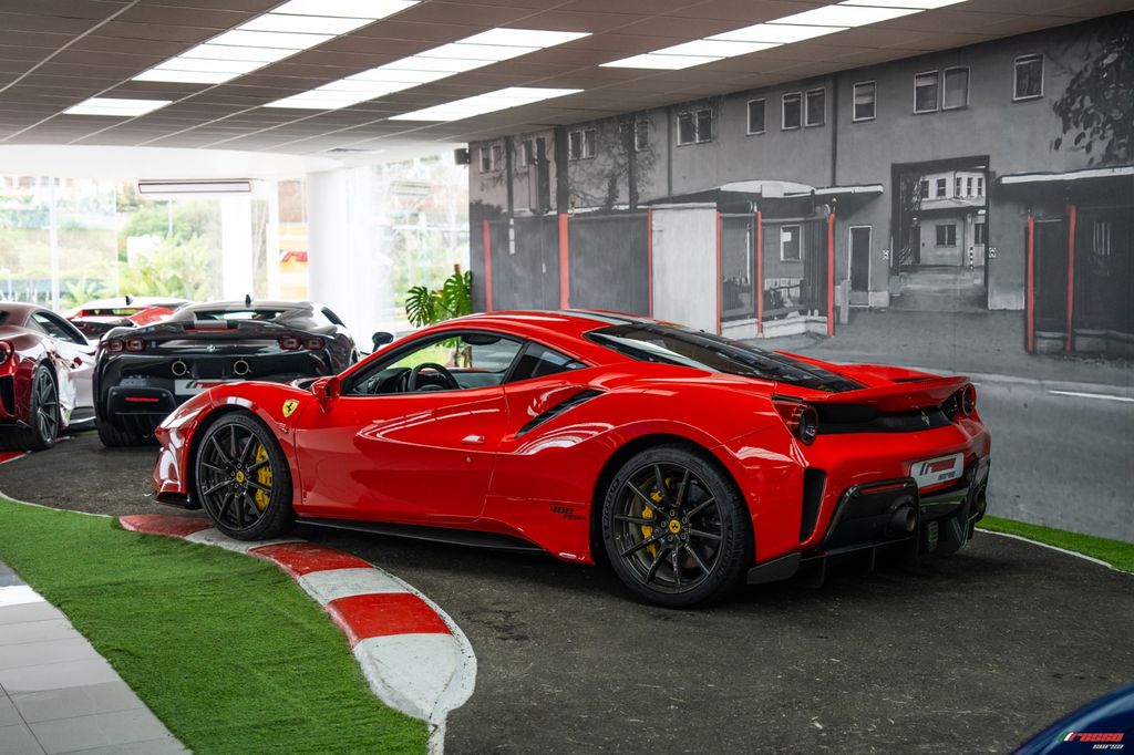 Ferrari 488 Pista 2019