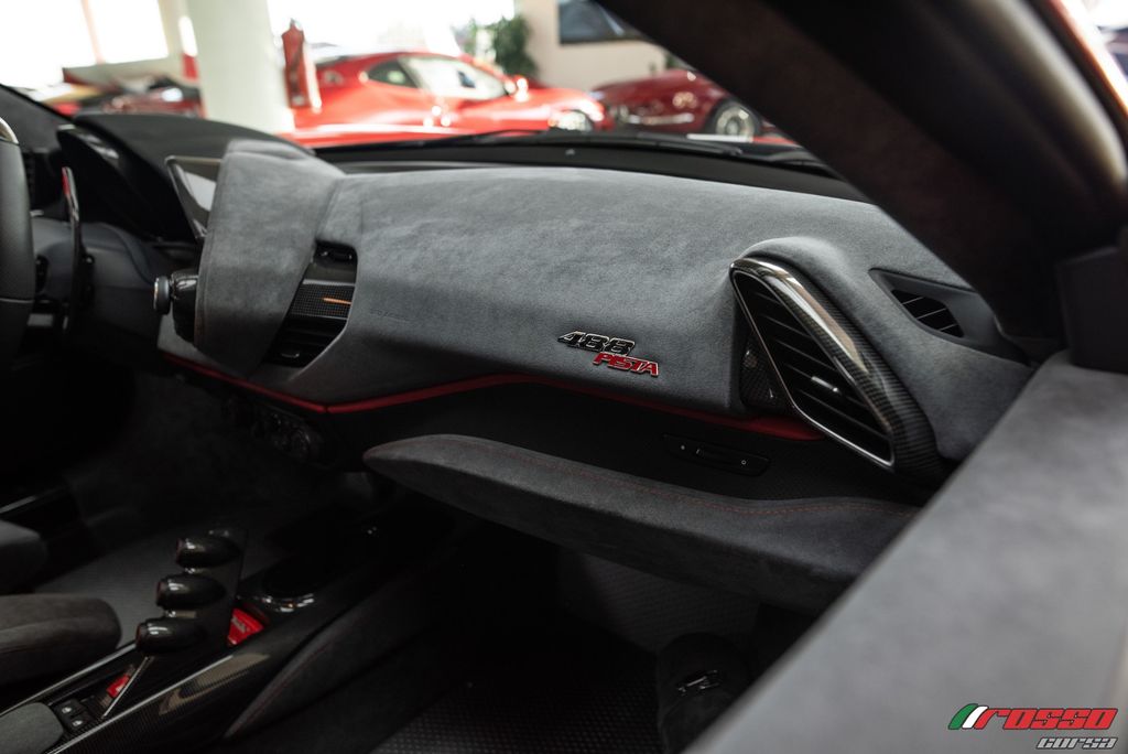 Ferrari 488 Pista 2019