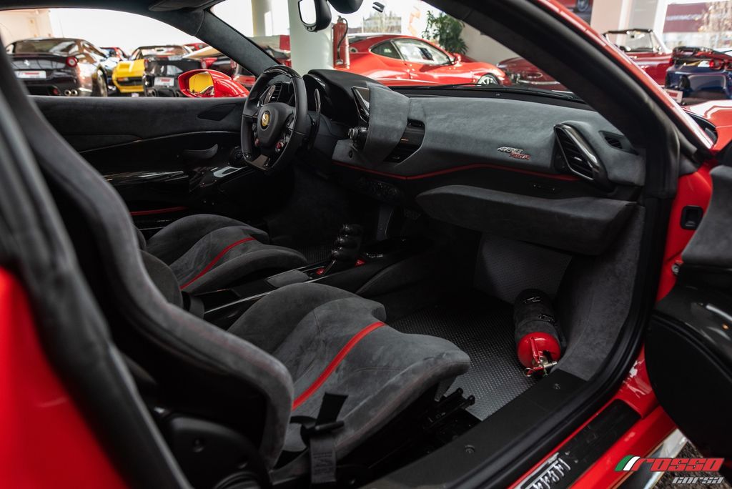 Ferrari 488 Pista 2019