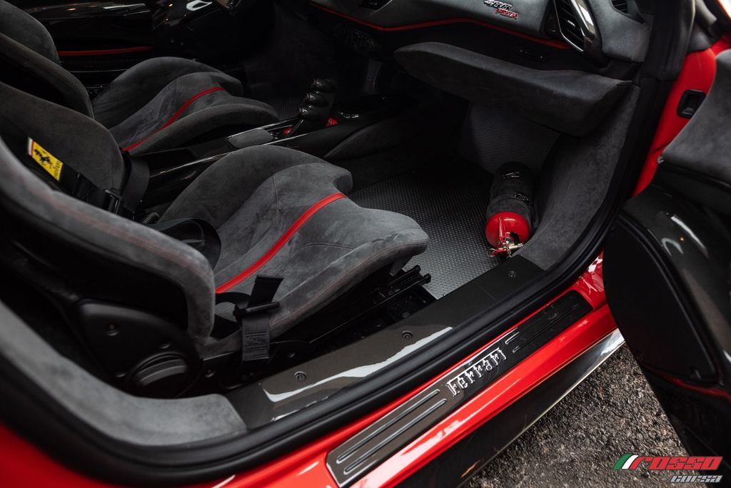 Ferrari 488 Pista 2019