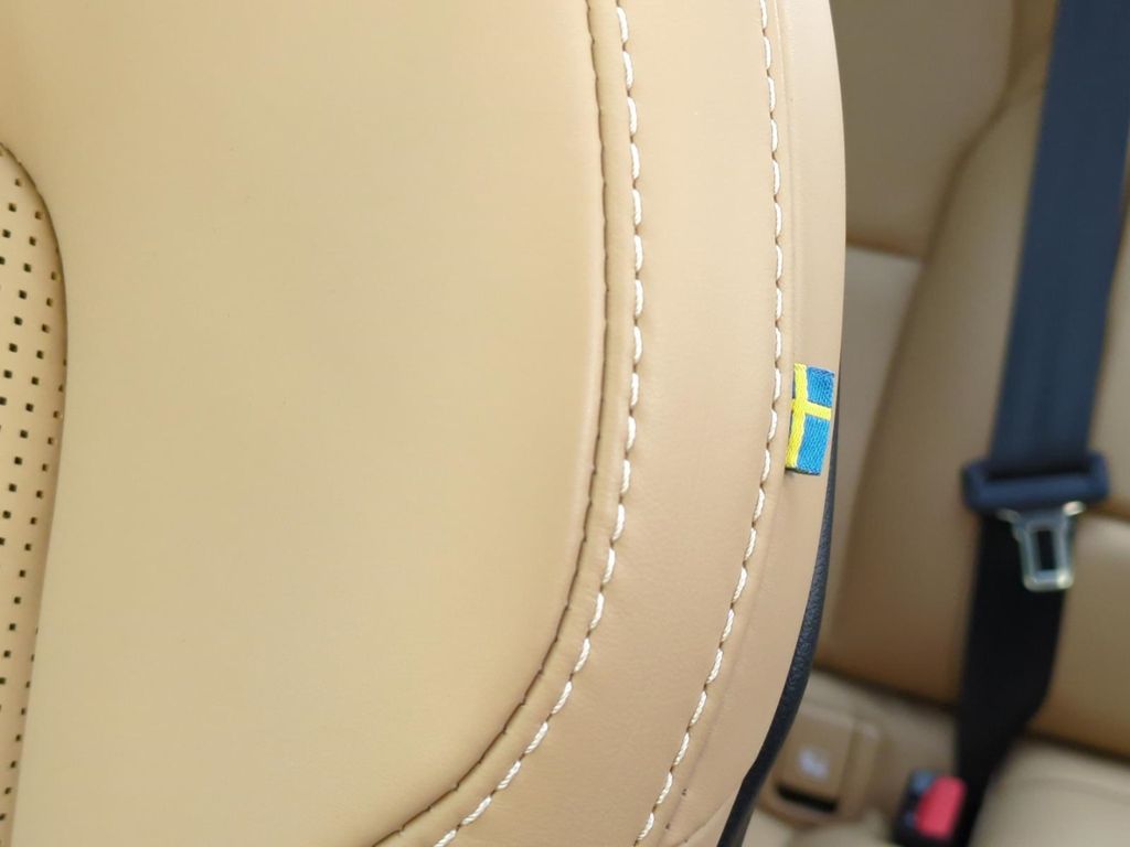 Volvo XC60 2022