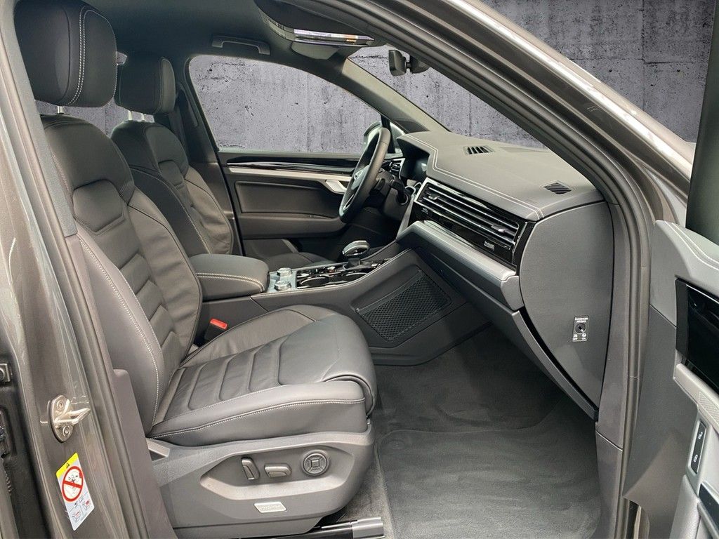 Volkswagen Touareg 2025