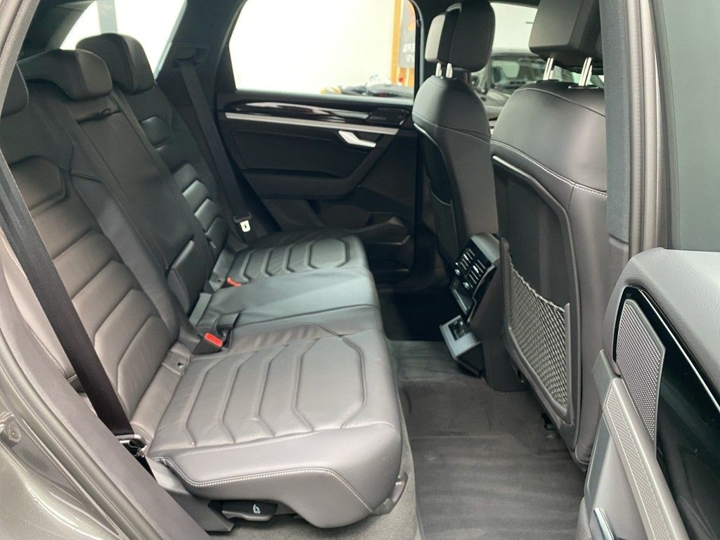 Volkswagen Touareg 2025