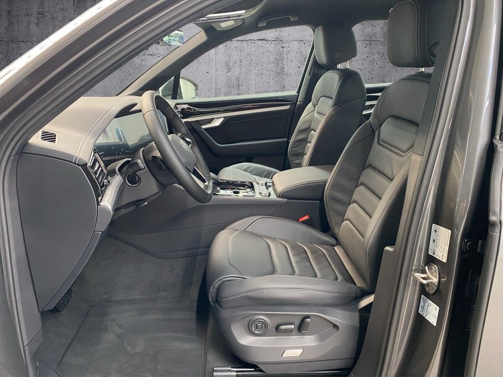 Volkswagen Touareg 2025