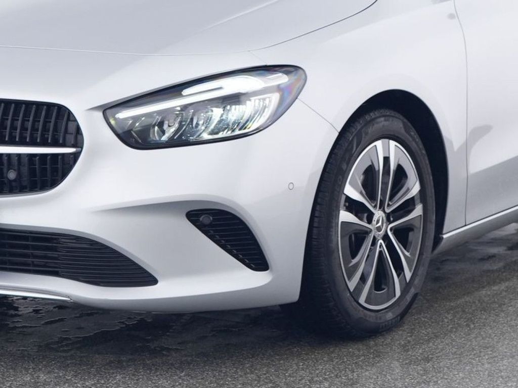 Mercedes-Benz B 200 2023