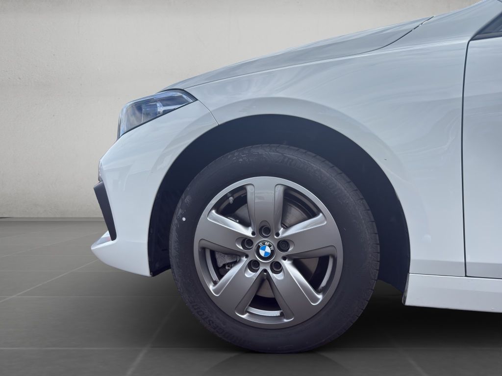 BMW 116 2024
