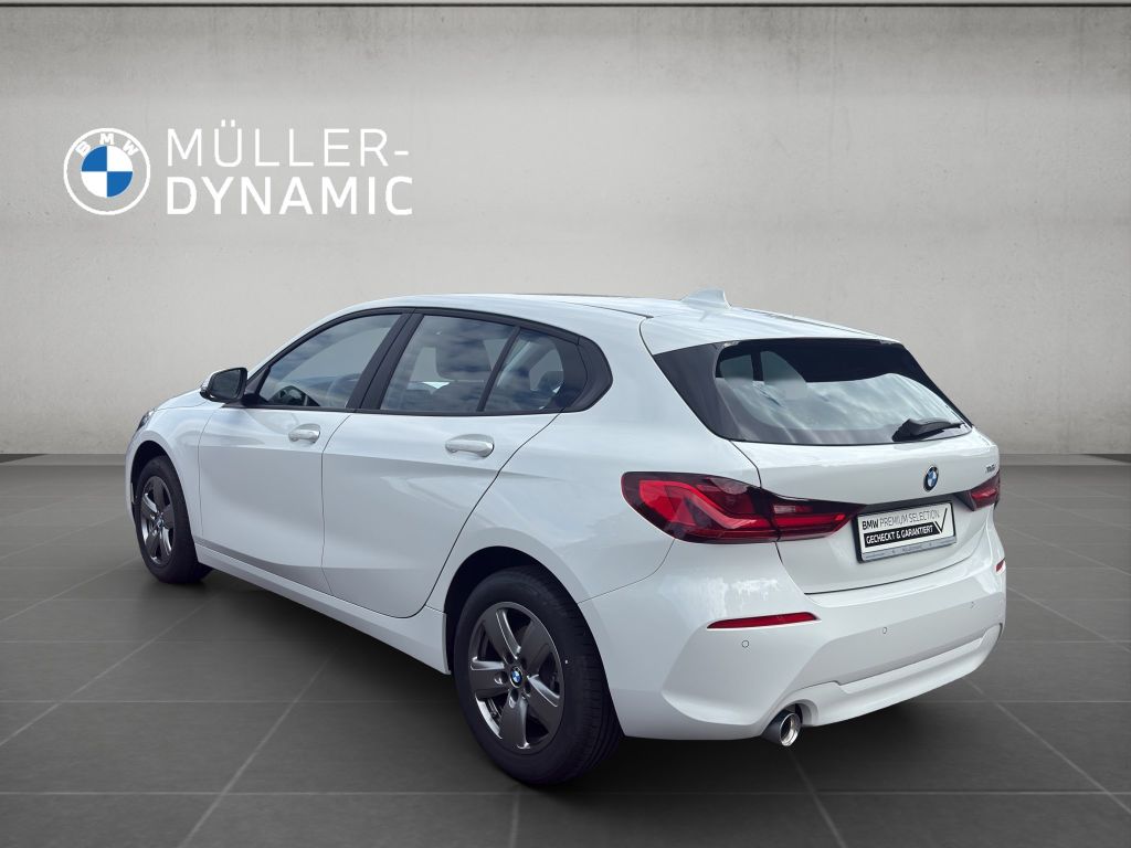 BMW 116 2024