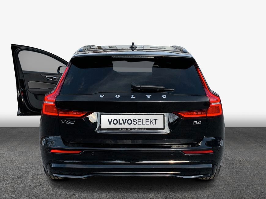 Volvo V60 2024