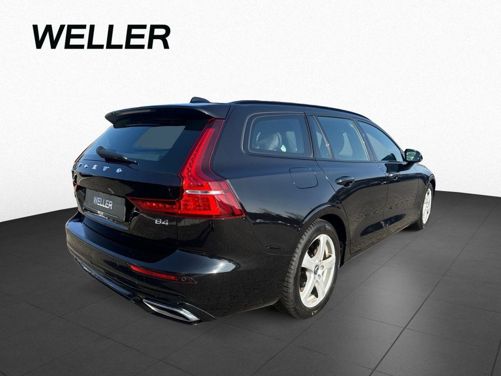 Volvo V60 2022