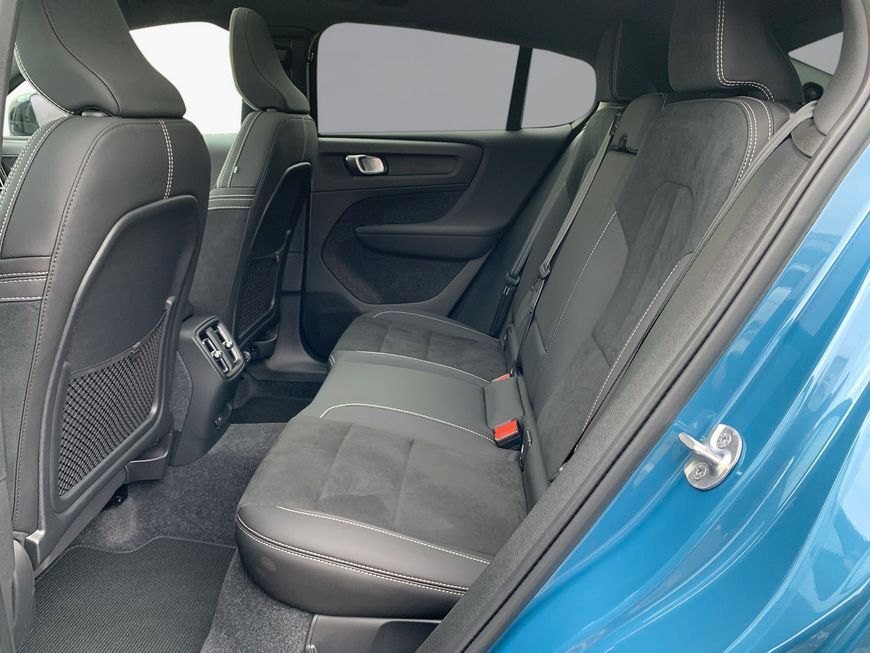 Volvo C40 2024