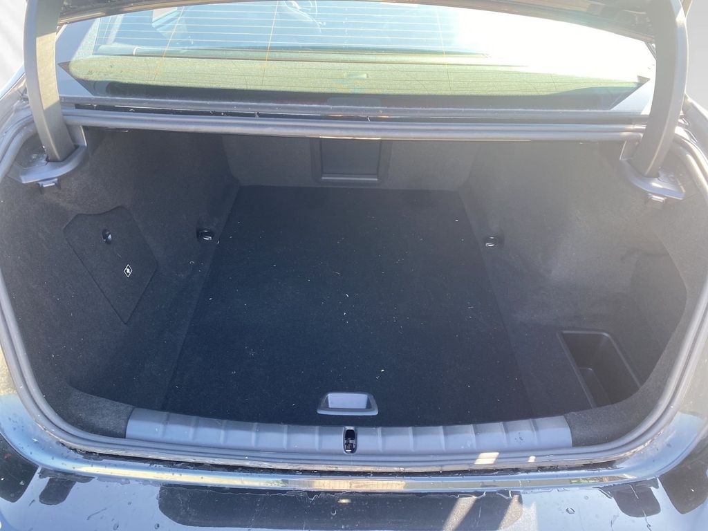 BMW i7 2024