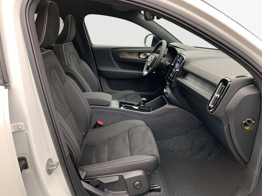 Volvo C40 2024