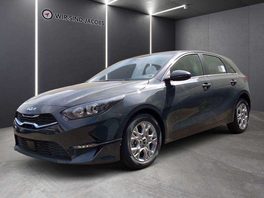 Kia cee'd / Ceed 2025